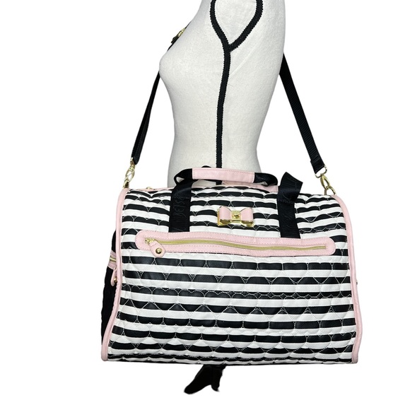 Betsey Johnson Quilted Heart Stripes Bow  Large Carry On Weekender Travel Bag - Picture 12 of 15